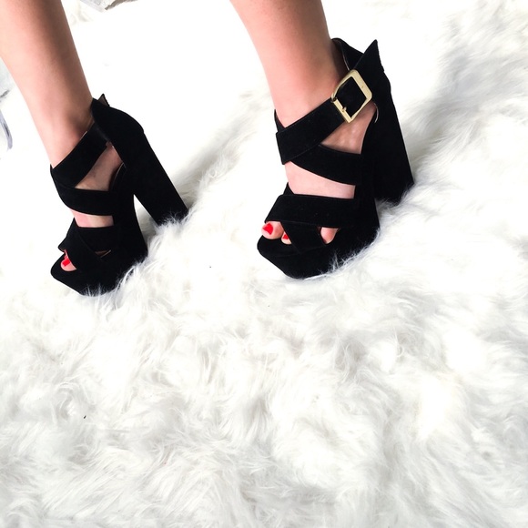 Luichiny Shoes - Black velvet platform sandals